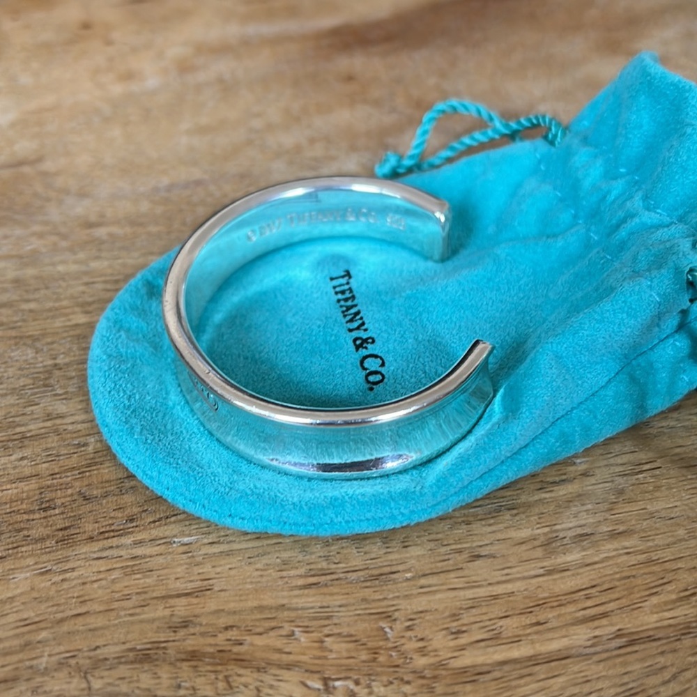 Tiffany & Co Tiffany 1837 Cuff with pouch - Picture 2 of 2